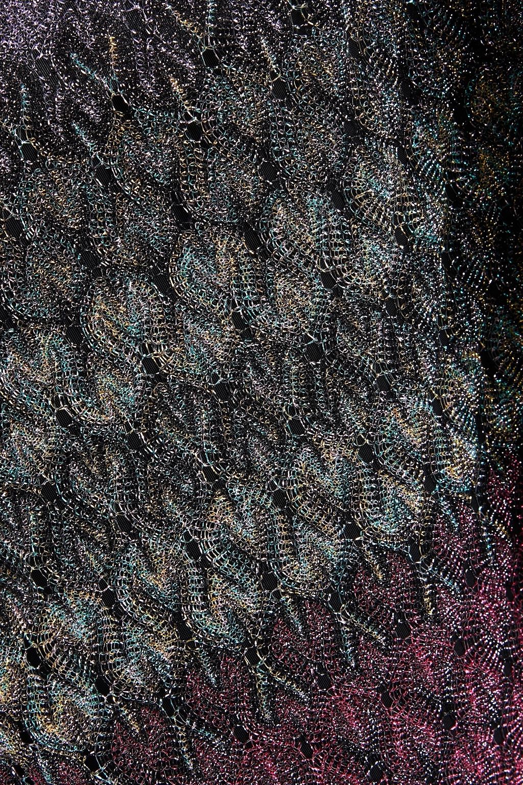 MISSONI فستان قصير بحبكة كروشيه بلون معدني