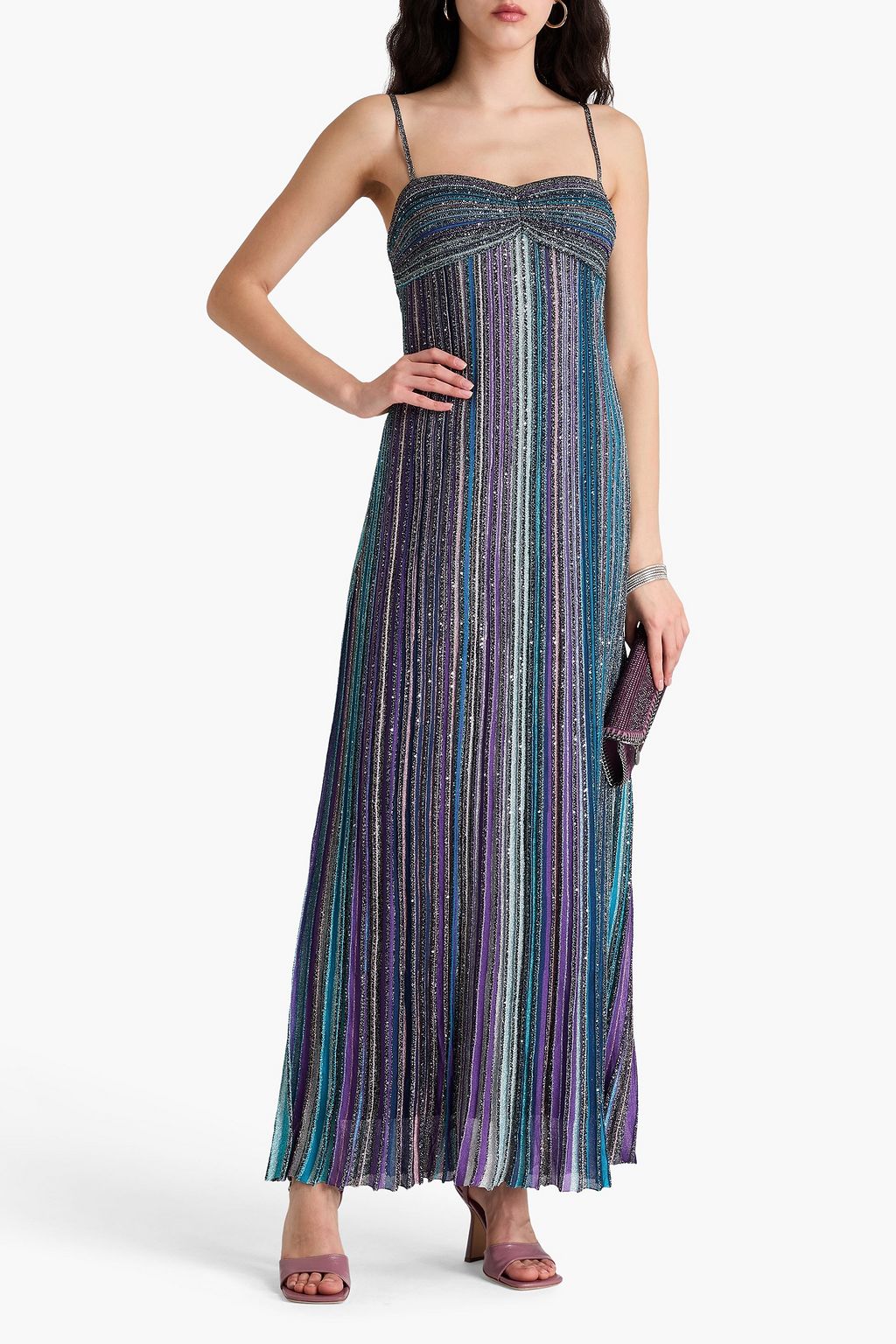 MISSONI فستان طويل من نسيج بحبكة مضلّعة مزيّن بأقراص برّاقة بتصميم مخطط