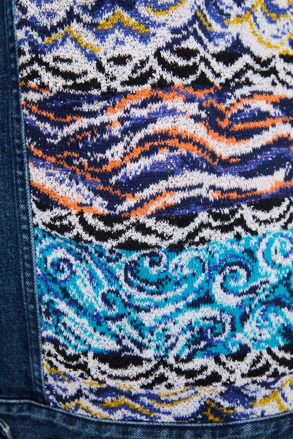 MISSONI جاكيت من الدنيم بقِطع محاكة بجانب بعضها البعض من الجاكار