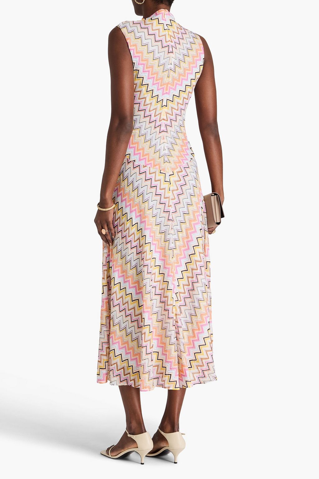 MISSONI فستان متوسط الطول بحبكة كروشيه بتصميم مزموم