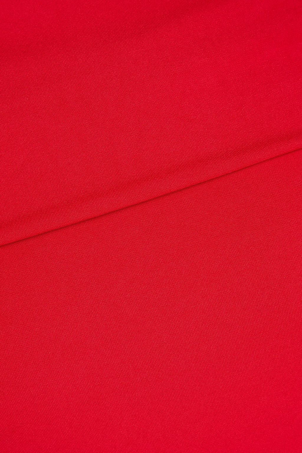 ALICE + OLIVIA فستان كوريتا طويل من الجيرسي المطاط بتصميم مكشوف الكتفين