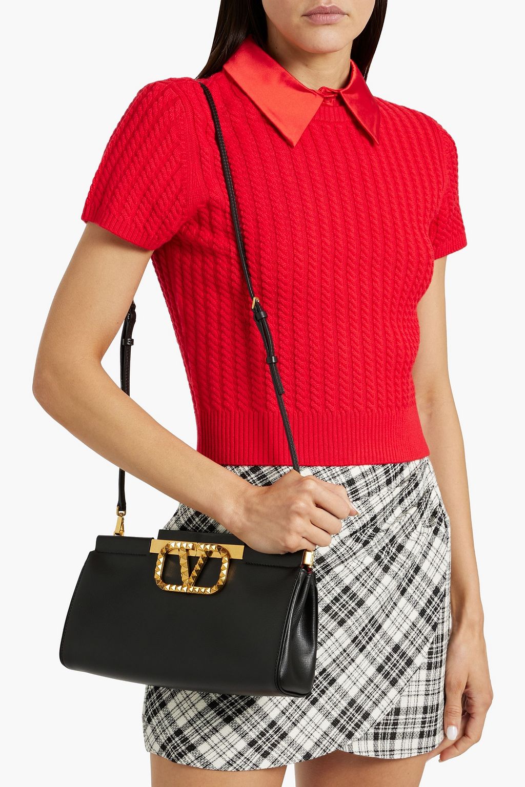 VALENTINO GARAVANI Rockstud Alcove textured-leather clutch