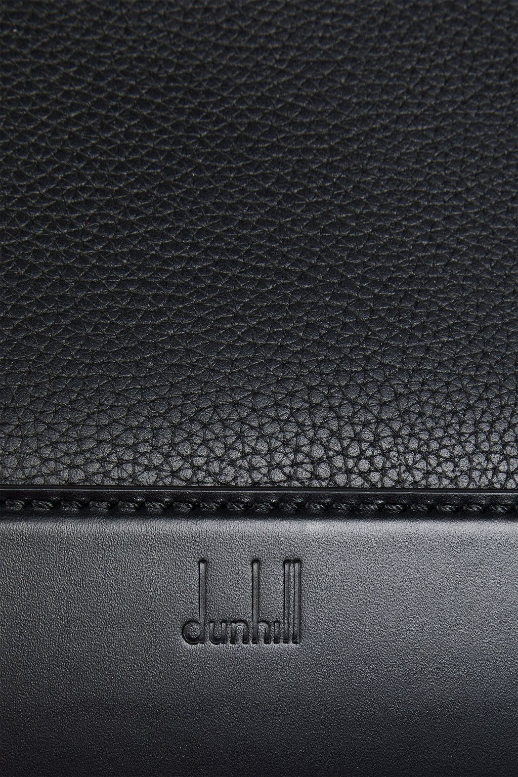 DUNHILL حقيبة باوتش من الجلد المُحبّب