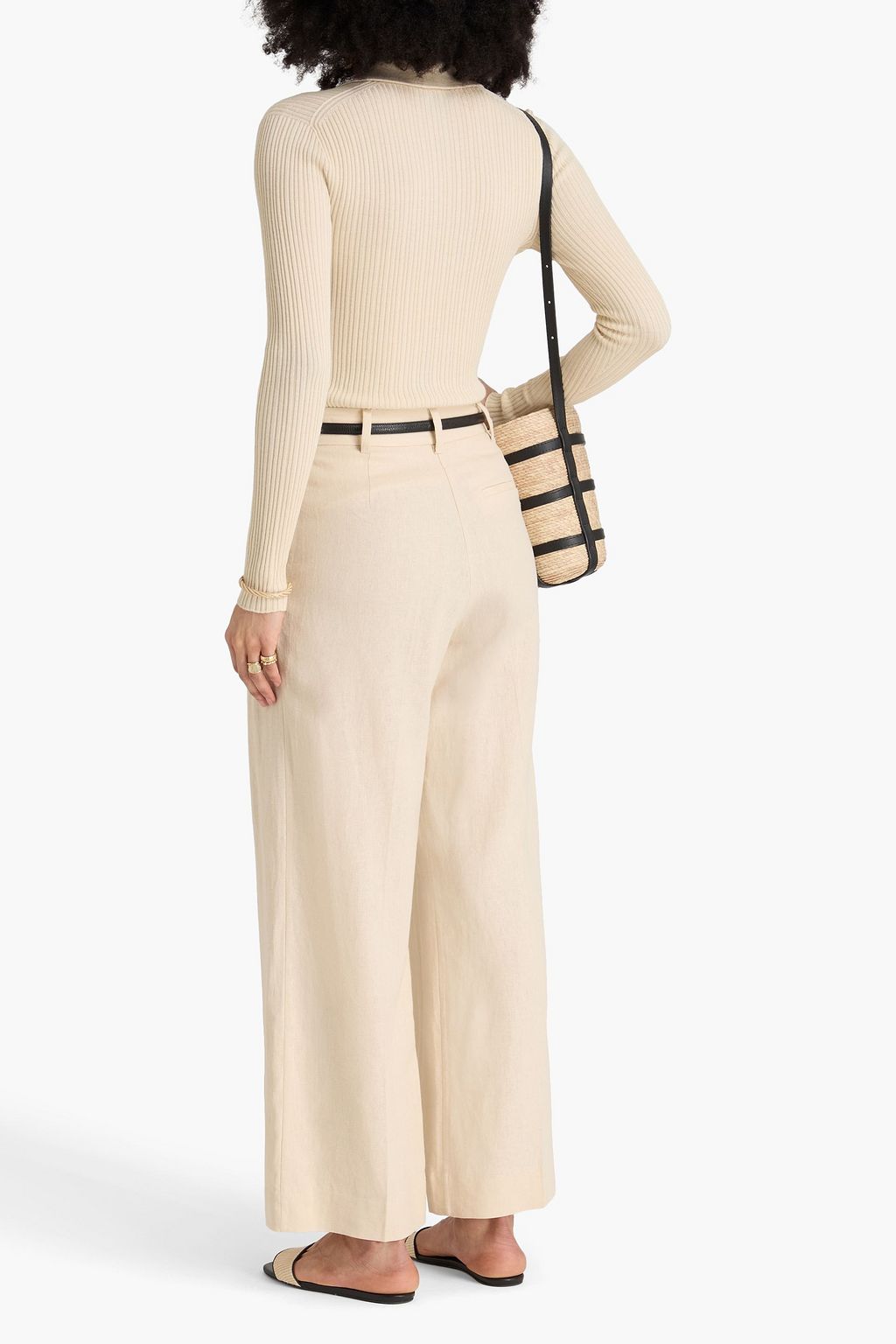 BY MALENE BIRGER بنطال "سيمباريا" من قماش رقيق مصنوع من مزيج الكتّان بقصة أرجل واسعة ومزين بكسرات