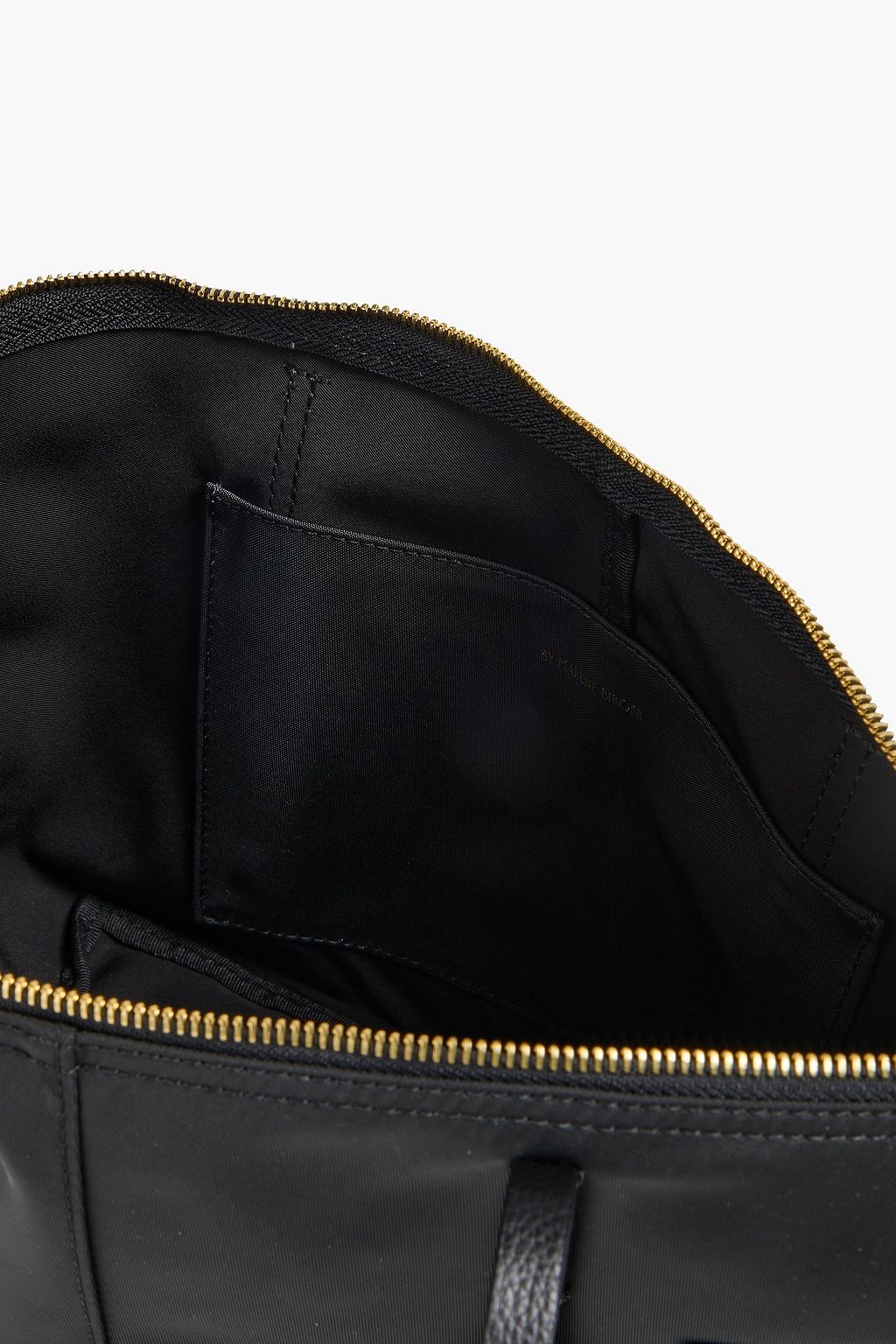 BY MALENE BIRGER حقيبة توت "نابيلا" من قماش عازل وحواف من الجلد