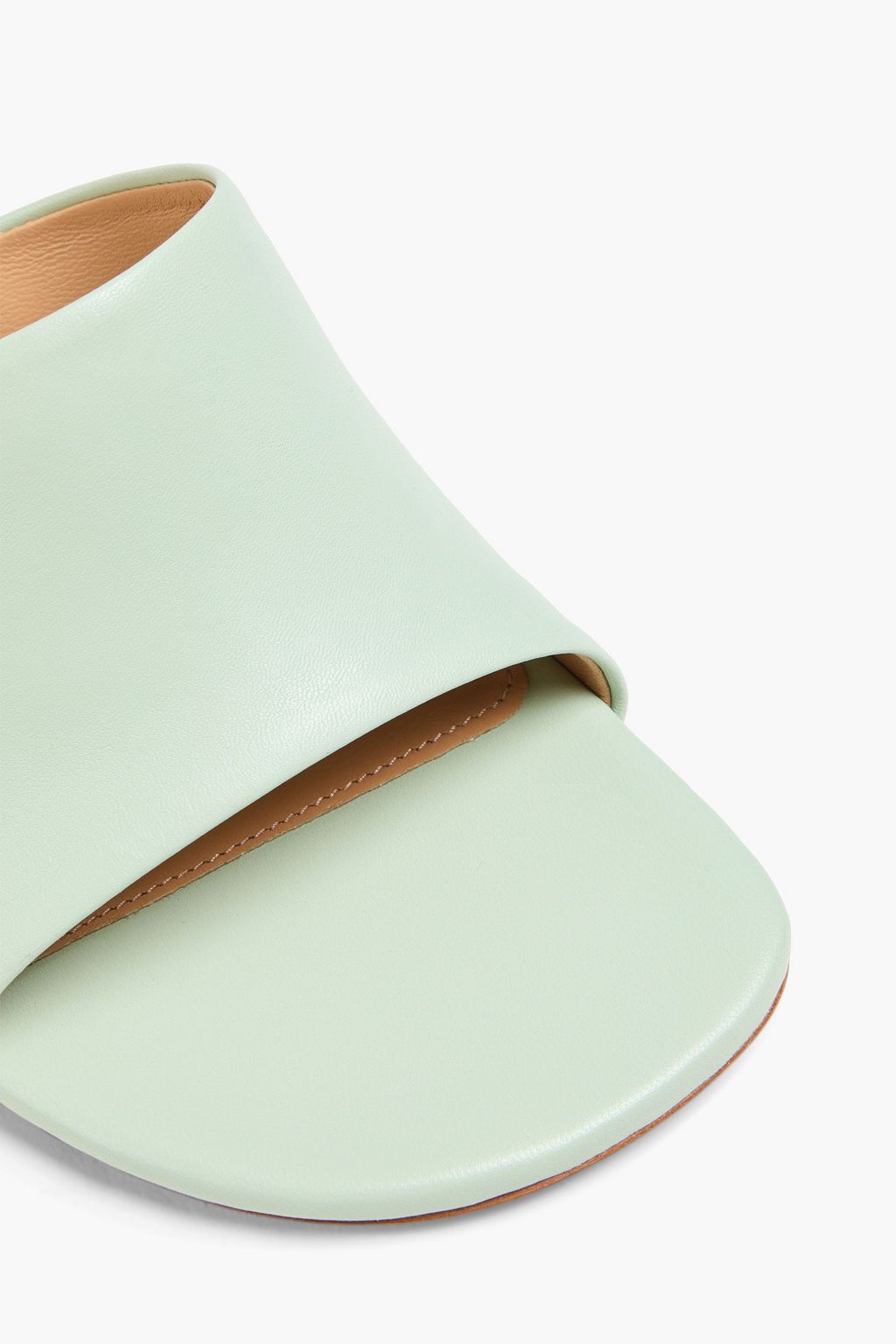 JW ANDERSON حذاء ميول من الجلد
