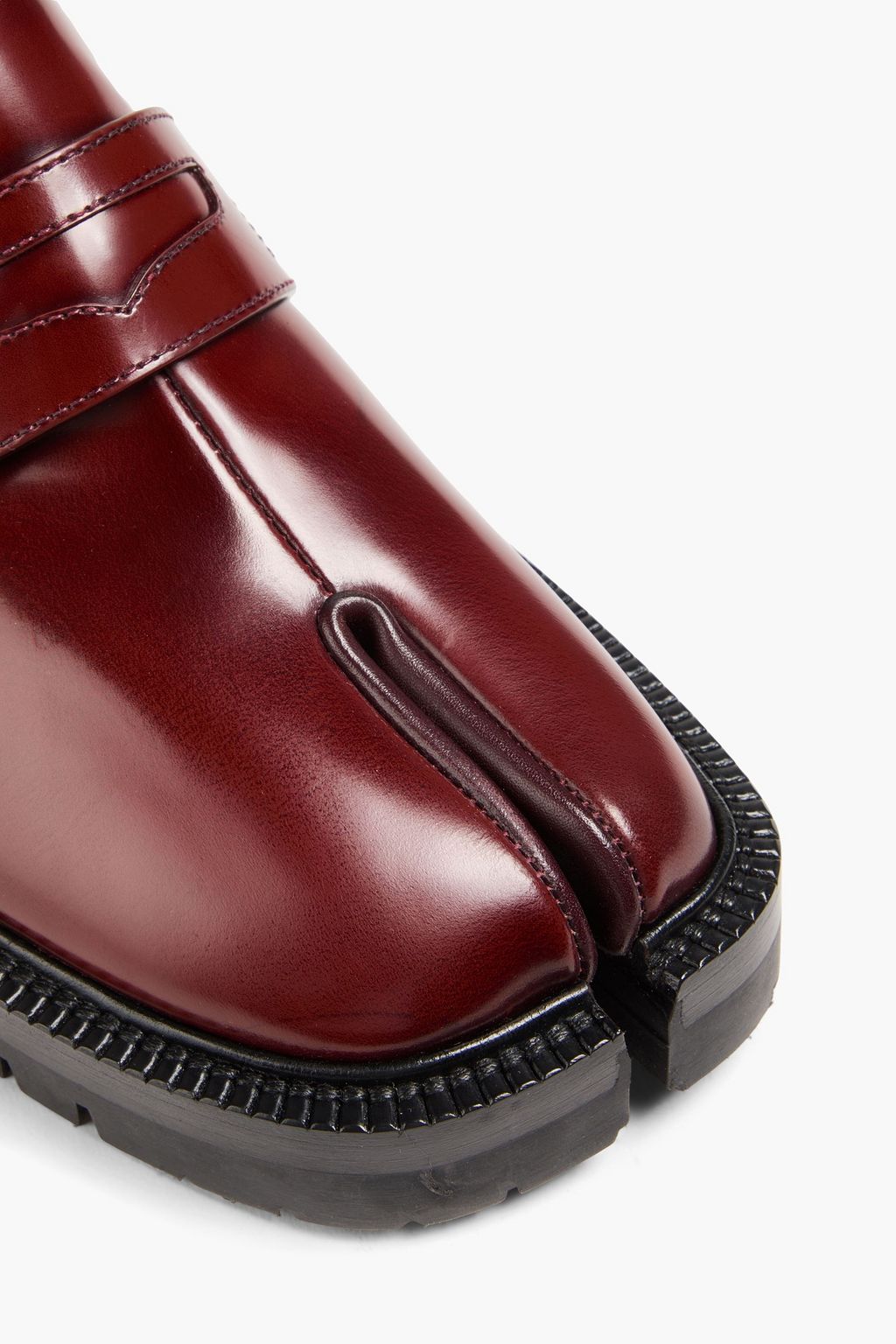 MAISON MARGIELA Tabi split-toe glossed-leather loafers
