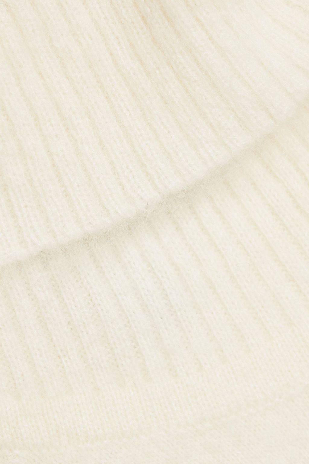 AUTUMN CASHMERE Brushed cashmere turtleneck top