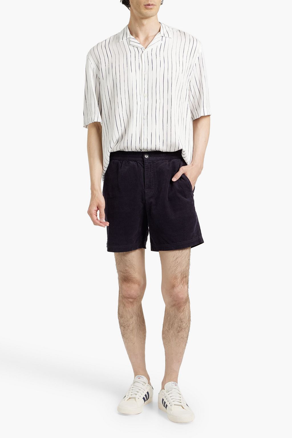 ALEX MILL شورت مصنوع من قطن مخمل مضلّع