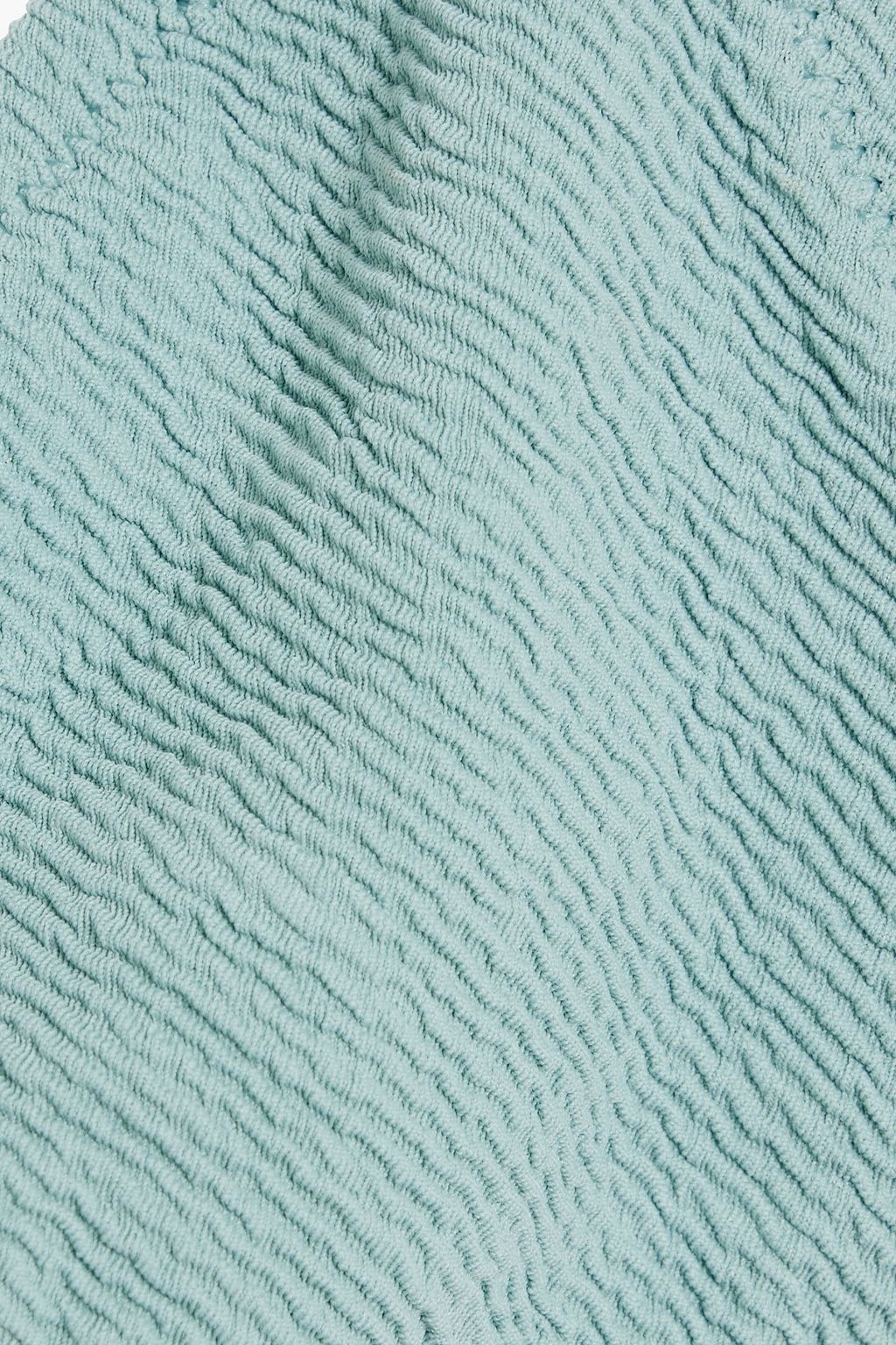 SOLID & STRIPED توب بكيني "إيلونا" بتصميم مثلّث الشكل من قماش سيرساكر المرن