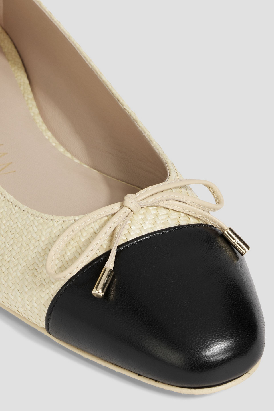 STUART WEITZMAN SLEEK BOW RAFFIA AND LEATHER BALLET FLATS 