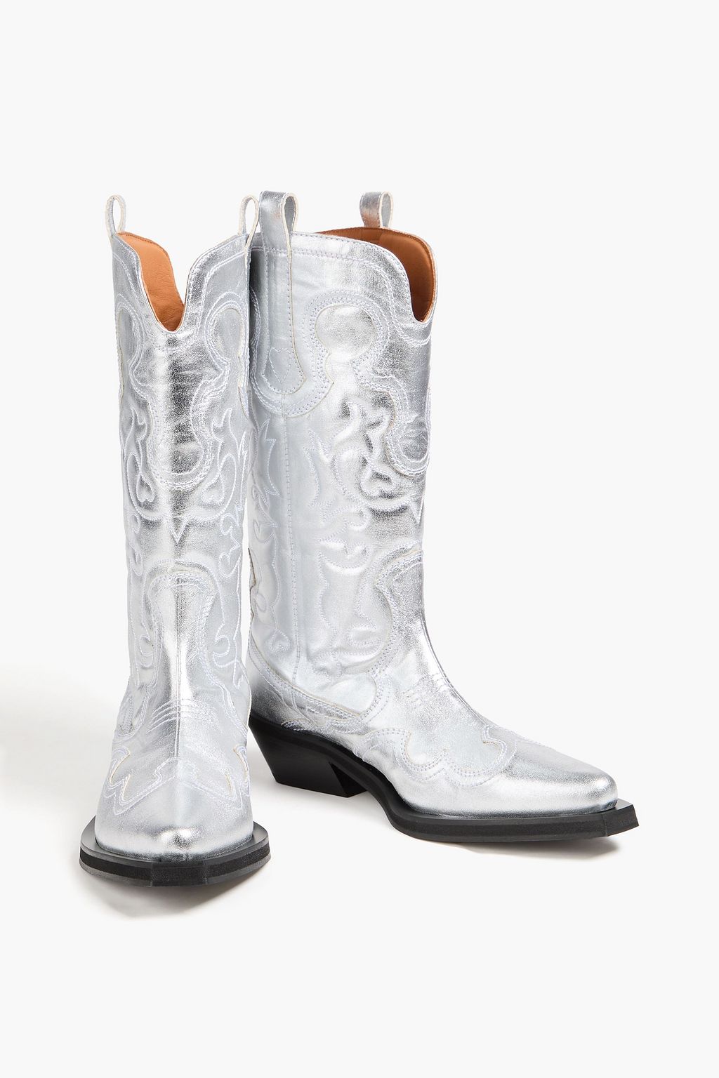 GANNI Cowboy Boots in Metallic-Optik mit Stickereien