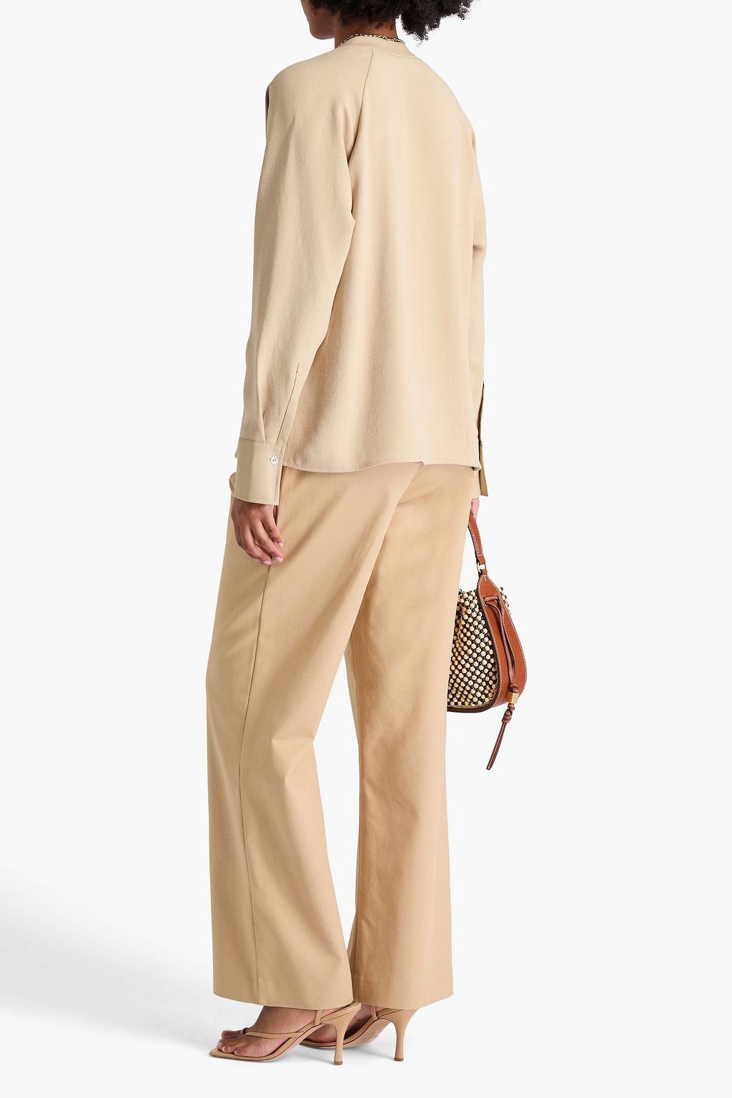 VINCE. Bluse aus glänzendem Crêpe