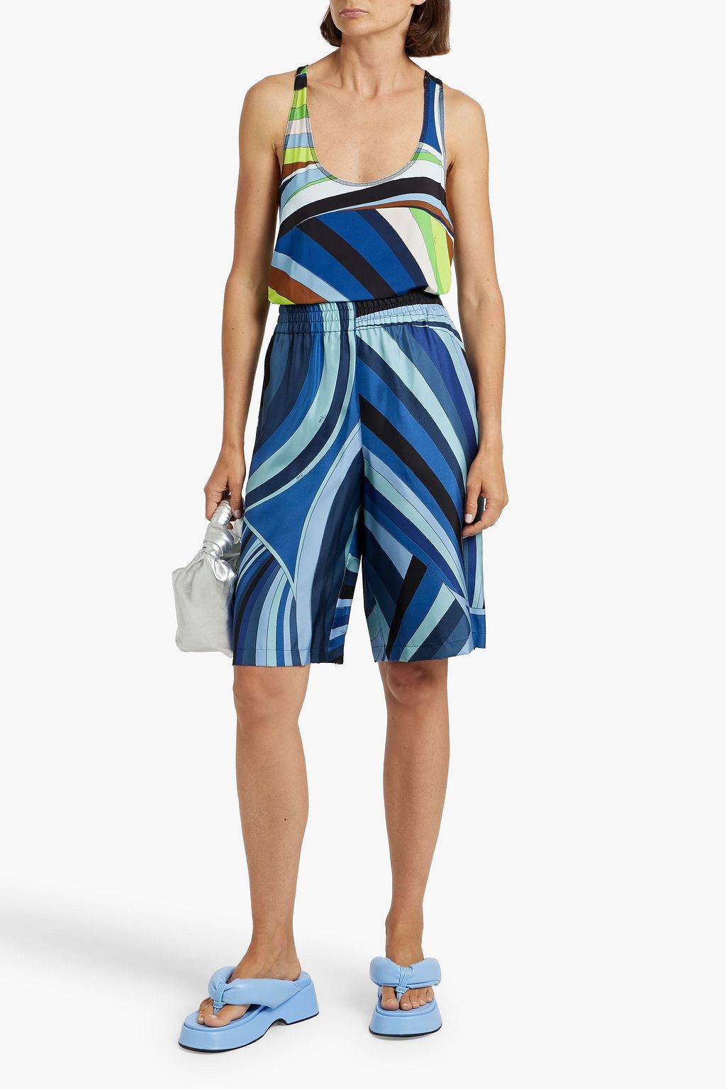PUCCI シルクツイル ショートパンツ プリント入り