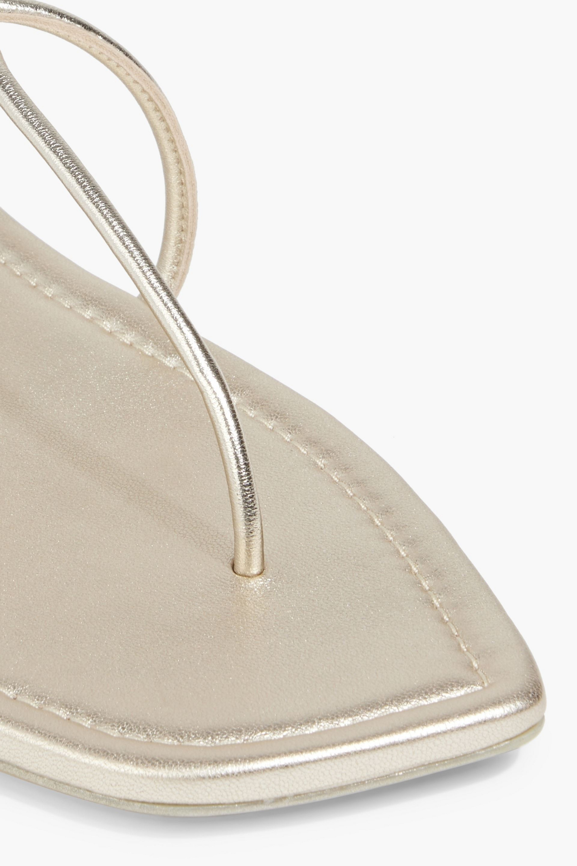 s*y様 正規品　新品　MEDI ENAMEL STRAP THONG SAND MANGO Women's Metallic Strap Sandals - Macy's