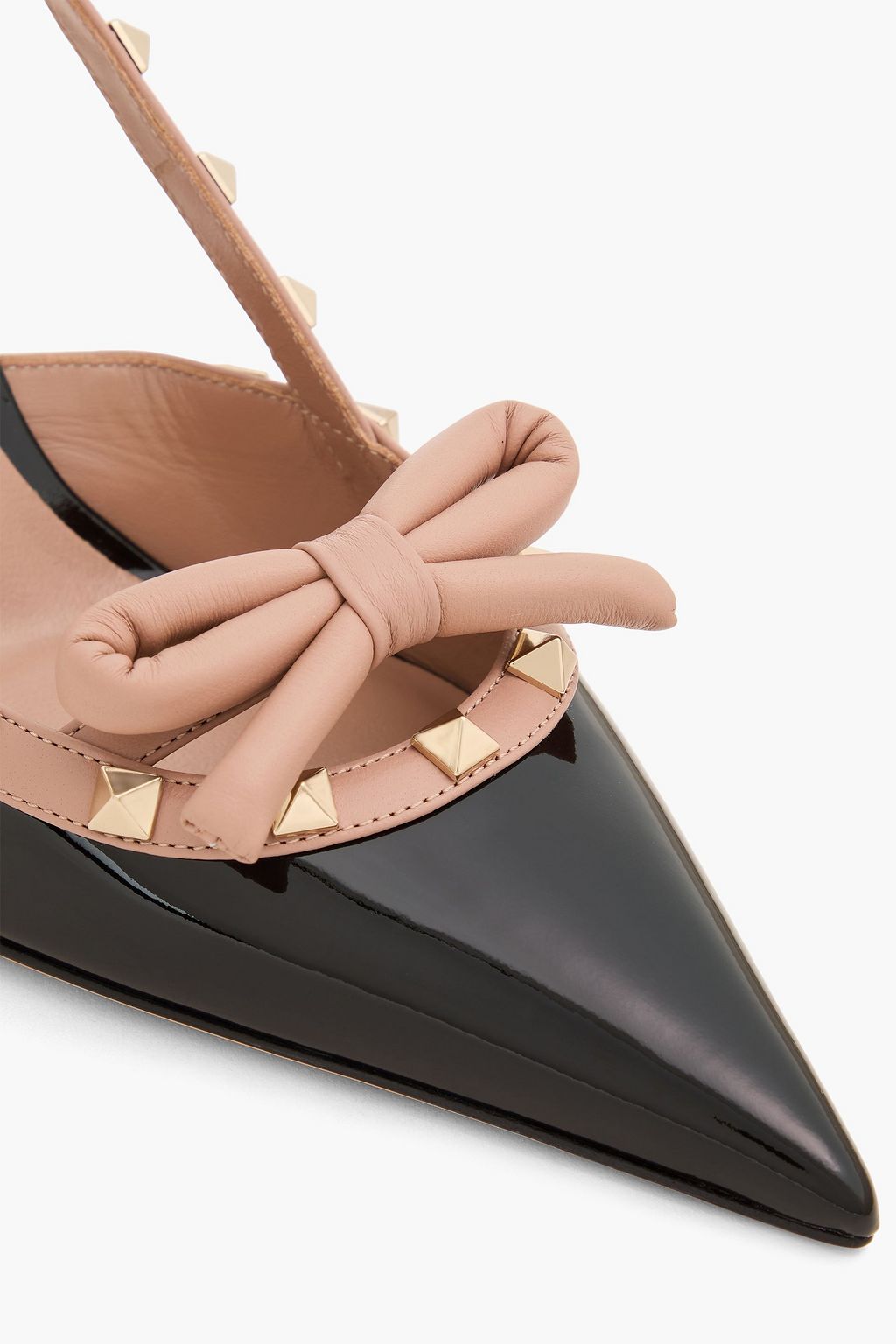 VALENTINO GARAVANI Rockstud パテントレザー スリングバックパンプス リボン付き
