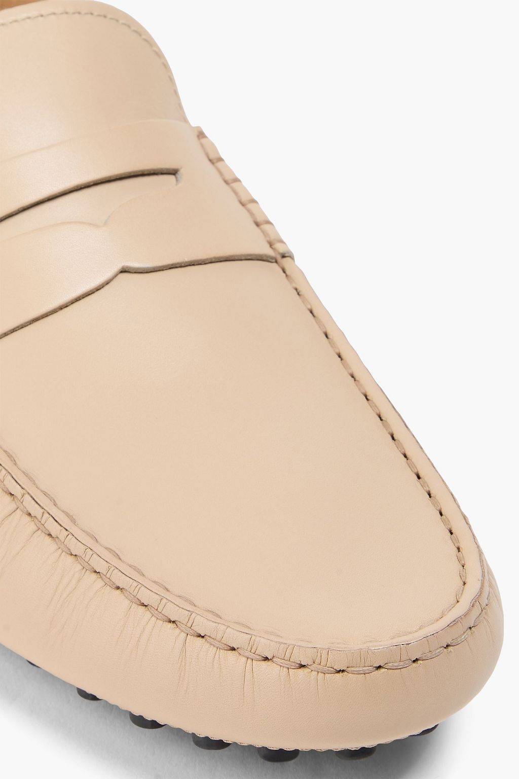 TOD'S حذاء قيادة مصنوع من الجلد