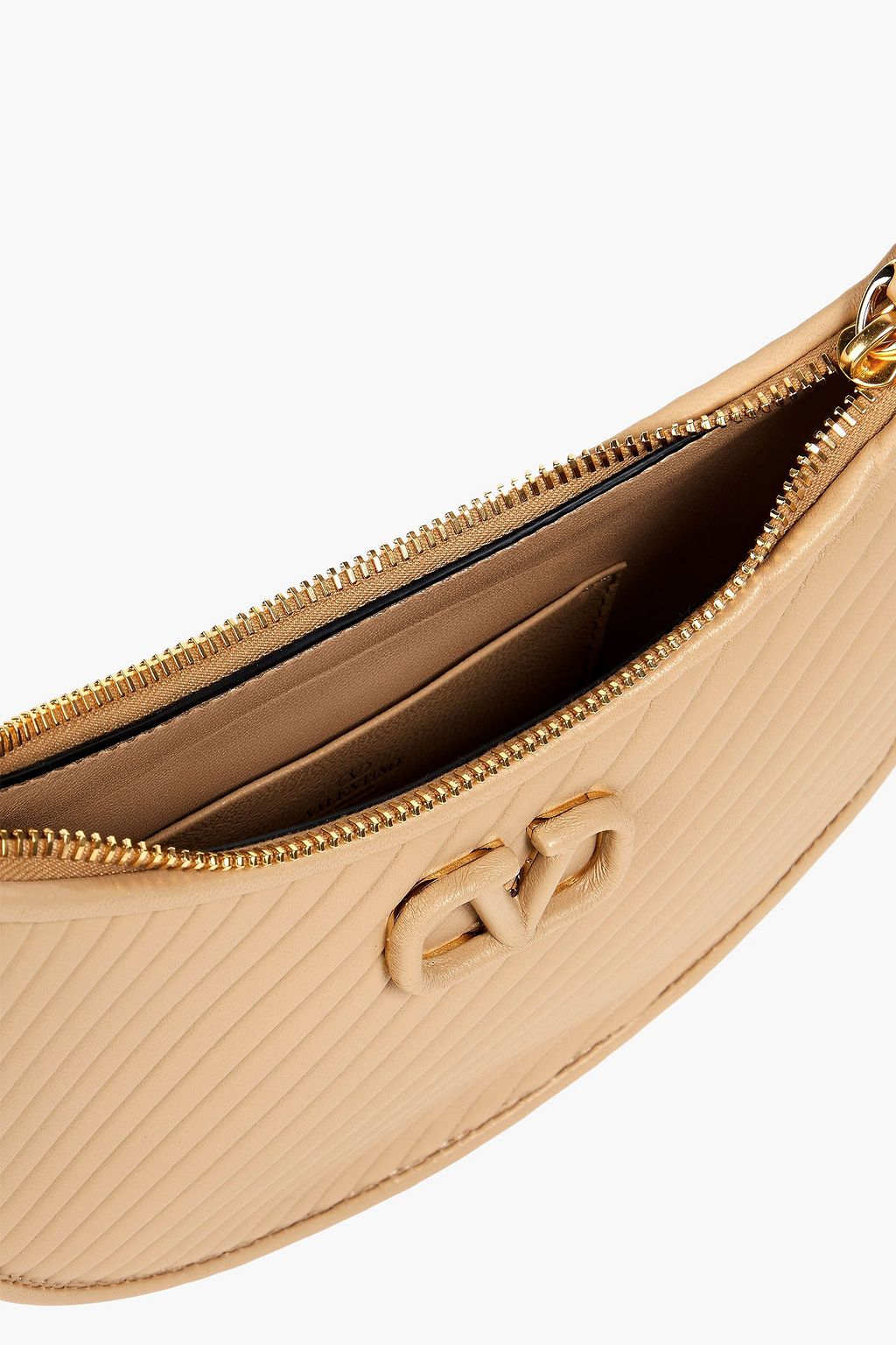 VALENTINO GARAVANI حقيبة كتف مون من الجلد المضلع مزينة بشعار على شكل حرف V