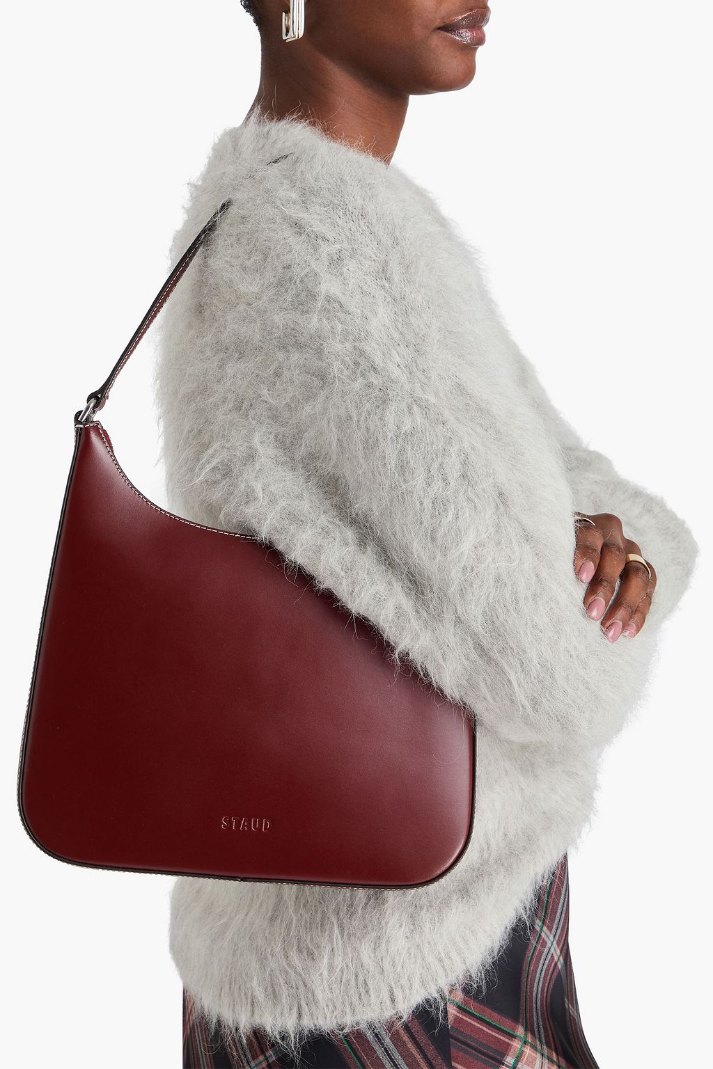 STAUD حقيبة كتف "أليس" من الجلد