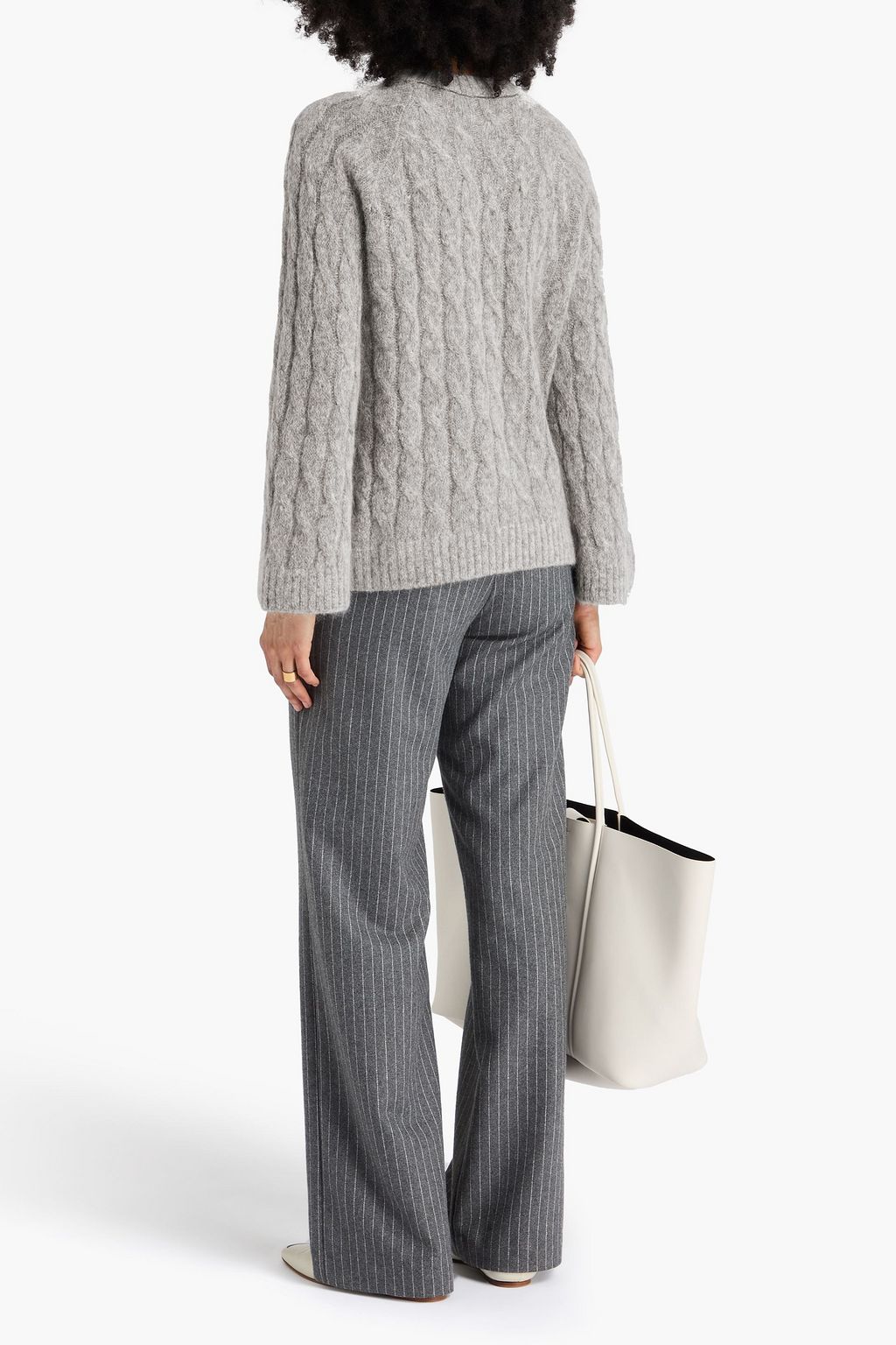 BRUNELLO CUCINELLI Pullover aus einer Woll-Mohairmischung mit Zopfstrickmuster und Zierperlen