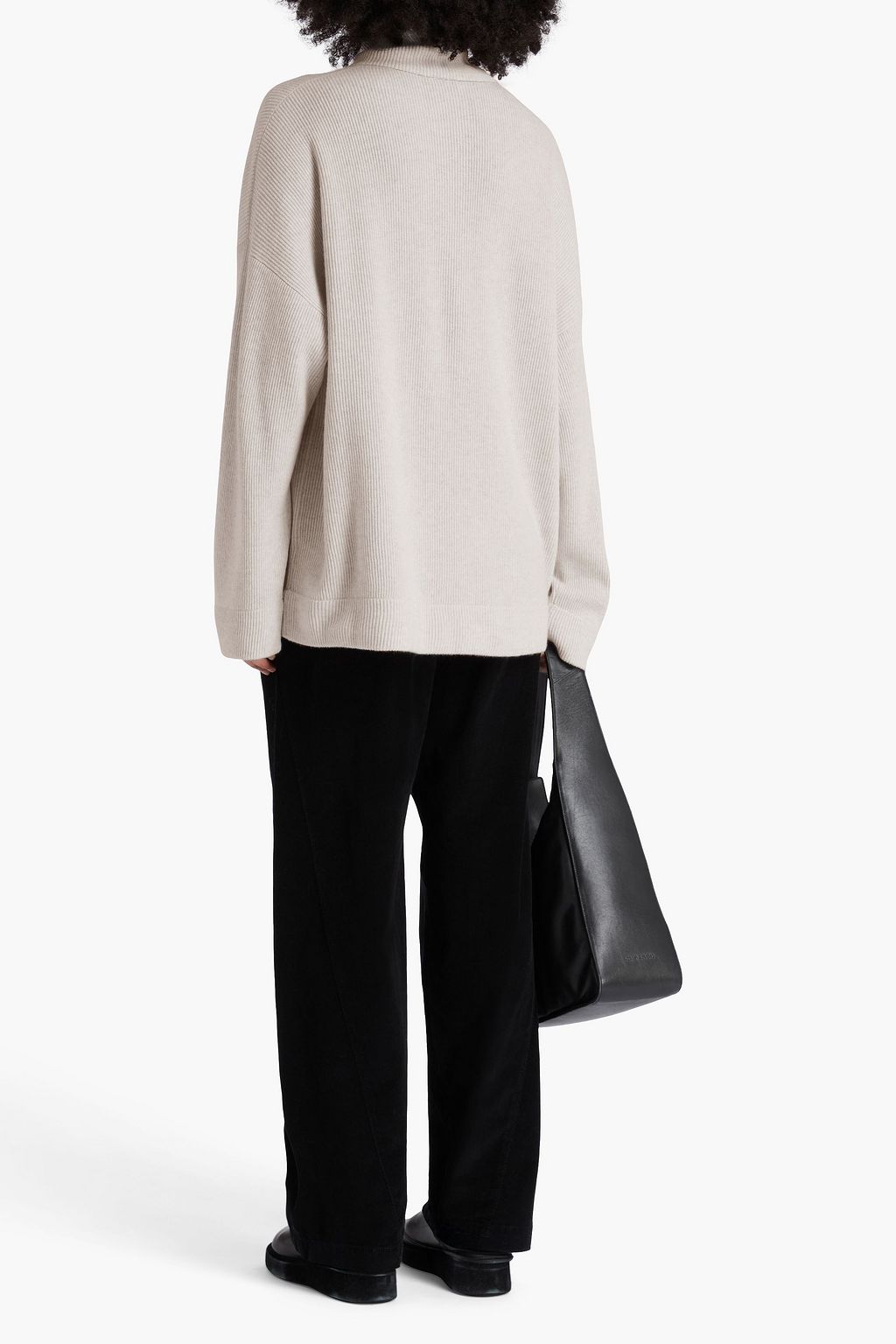 BRUNELLO CUCINELLI リブ編みカシミヤ タートルネックセーター ビーズ付き
