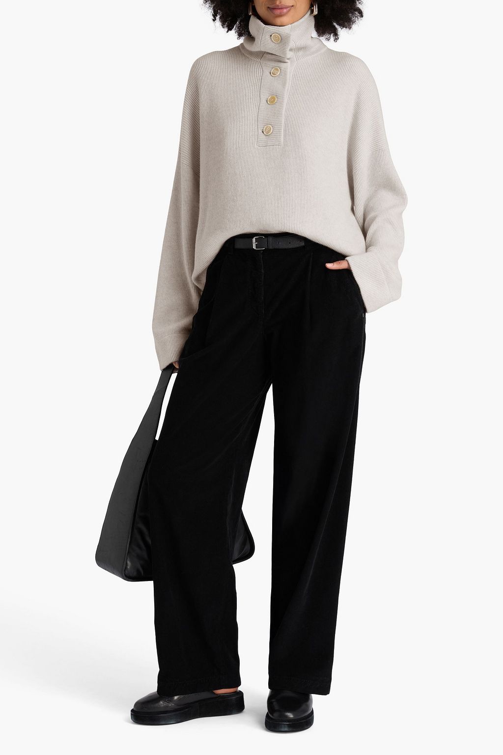 BRUNELLO CUCINELLI リブ編みカシミヤ タートルネックセーター ビーズ付き
