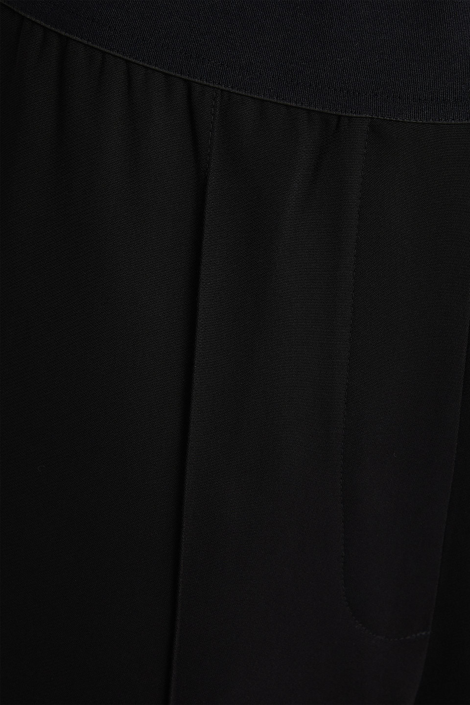 Totême Crepe Tapered Pants In Blue