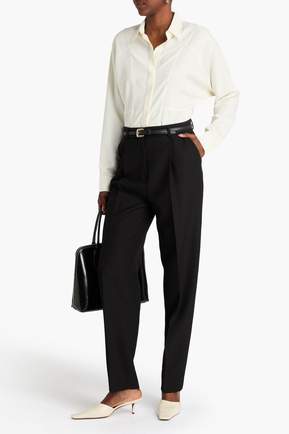 Totême Pleated Grain De Poudre Tapered Pants In Black