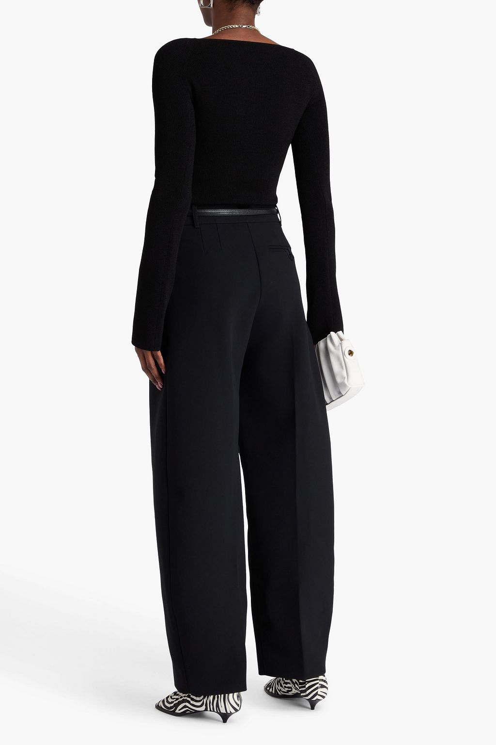 JACQUEMUS クレープ テーパードパンツ タック入り