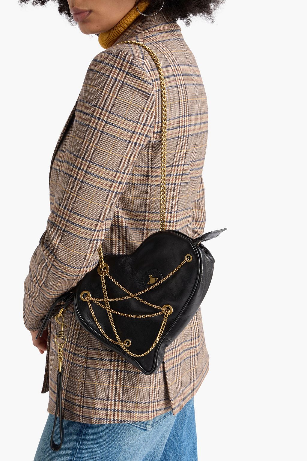VIVIENNE WESTWOOD حقيبة كتف كورا من الجلد مزينة بسلسلة