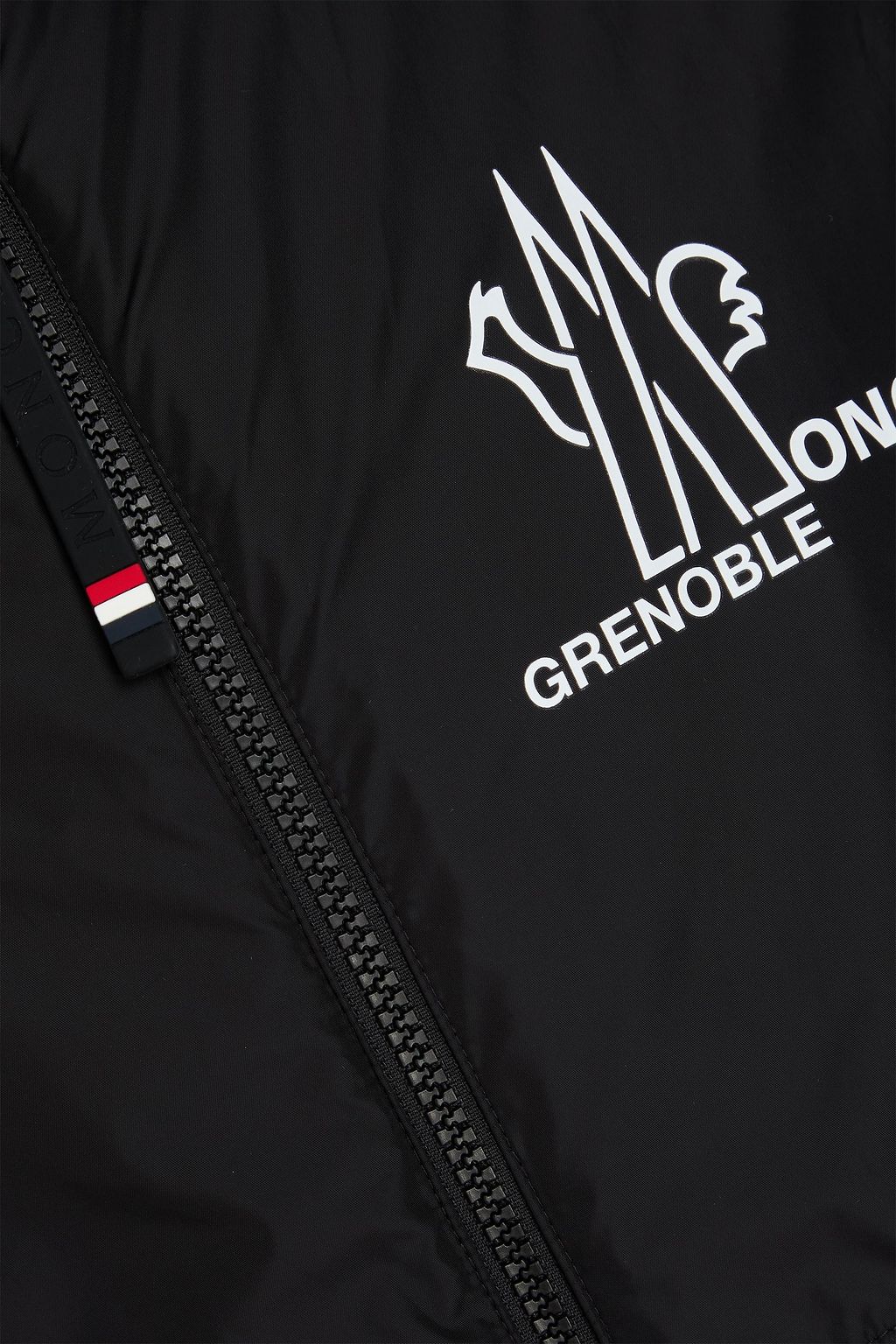 MONCLER GRENOBLE جاكيت رياضي من قماش عازل وقماش تيري القطني الفرنسي مزين بطبعات