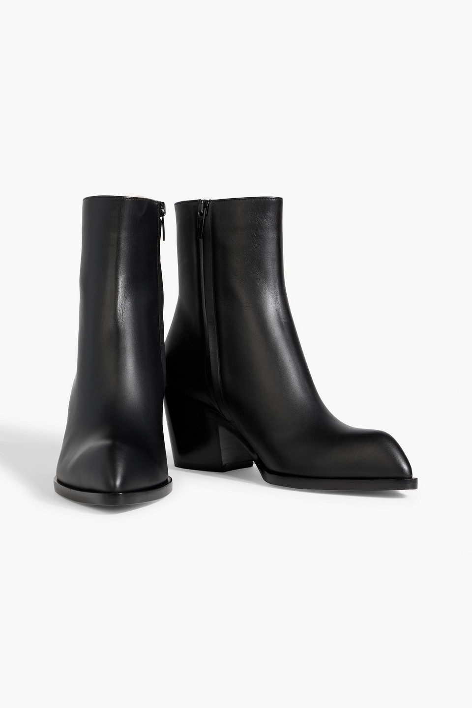 Gianvito Rossi Smooth Leather Ankle Boots With Pointed Toe In Black