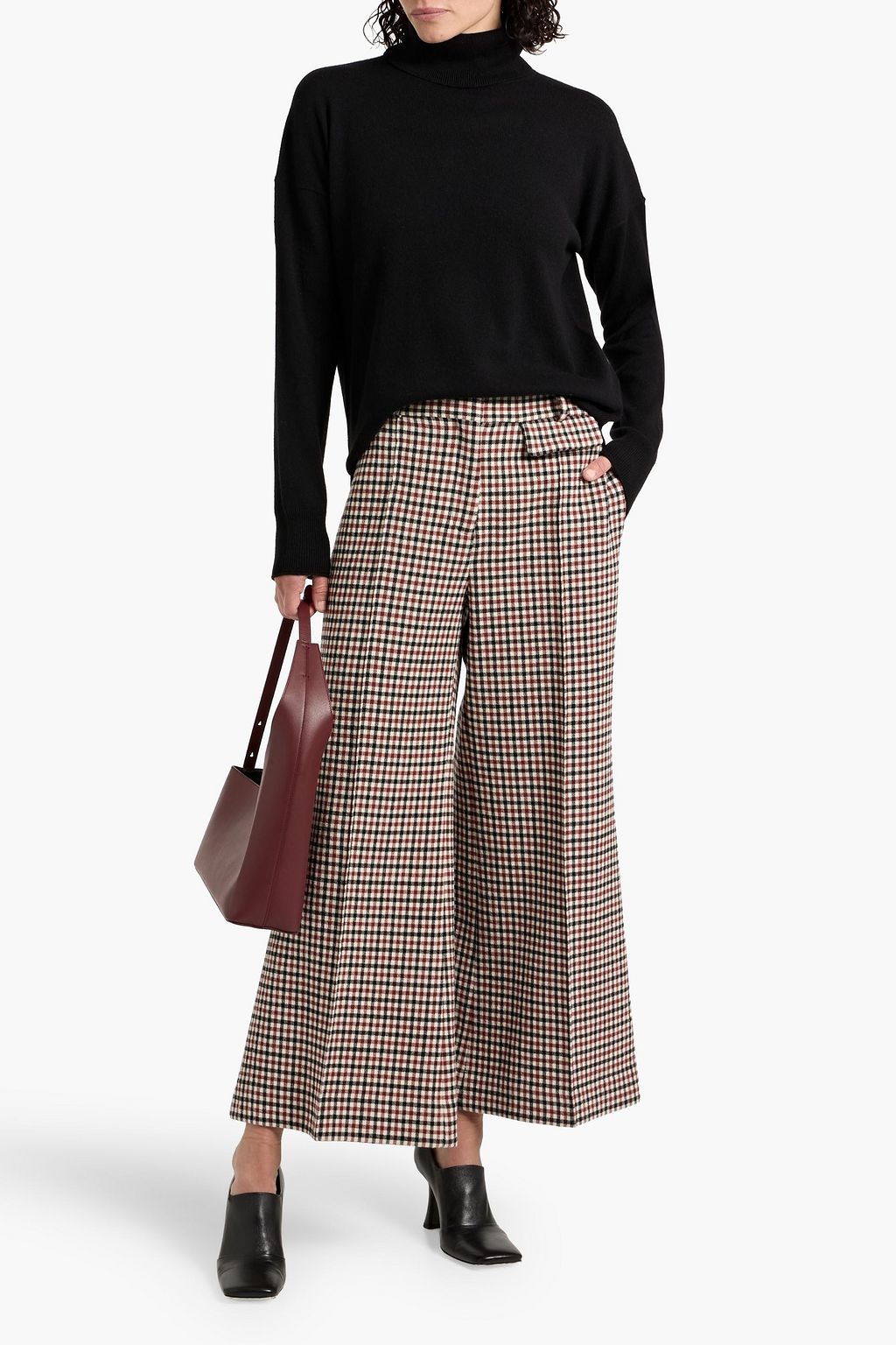 THEORY Cashmere turtleneck sweater
