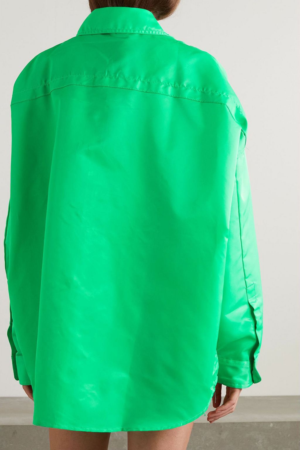 THE FRANKIE SHOP قميص Perla بقصة فضفاضة من نسيج محبوك