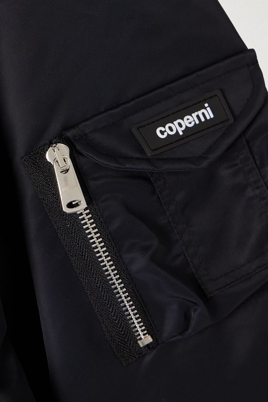 COPERNI Bomberjacke aus recyceltem Satin mit Cut-outs