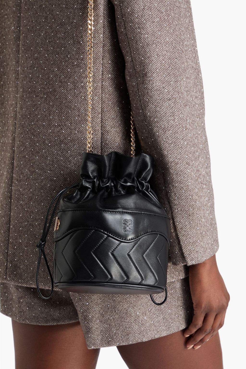 SANDRO Quilted leather bucket bag