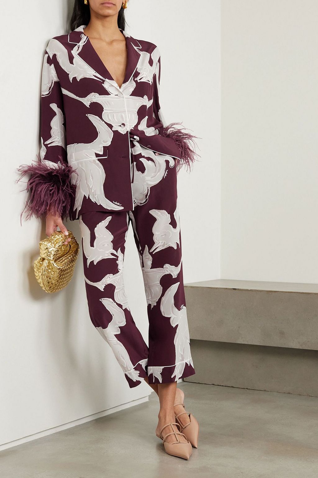 VALENTINO GARAVANI Cropped printed silk-crepe de chine pants