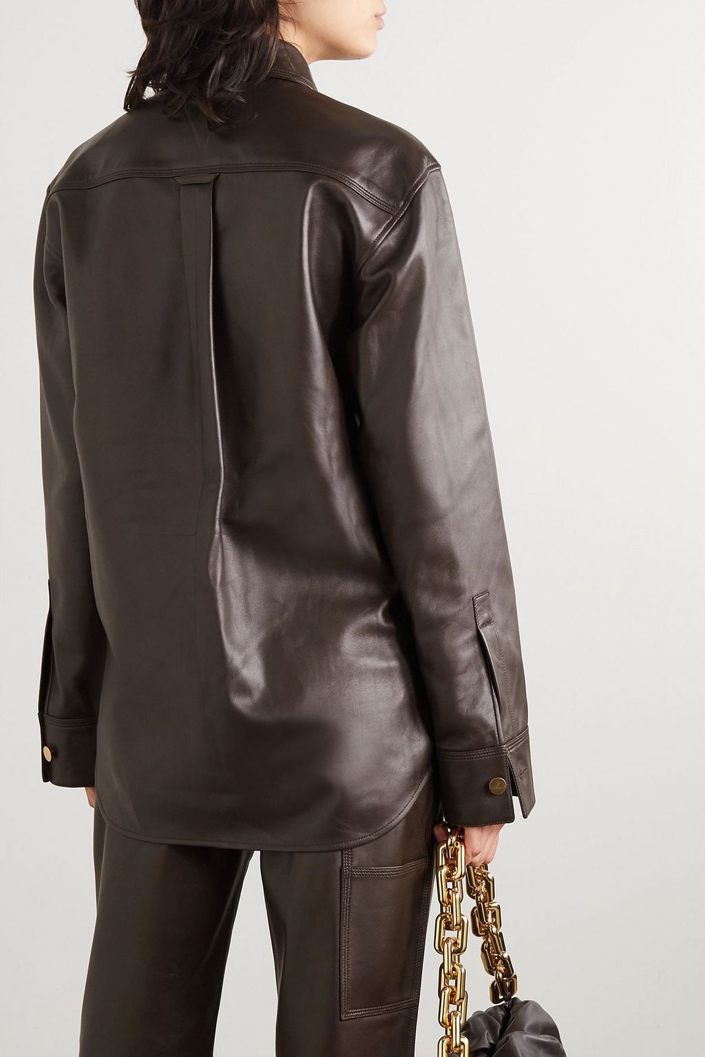 BOTTEGA VENETA قميص من الجلد