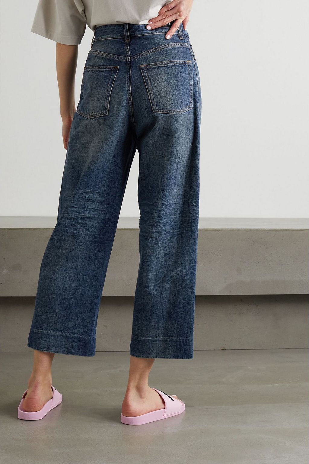 BALENCIAGA Cropped high-rise jeans