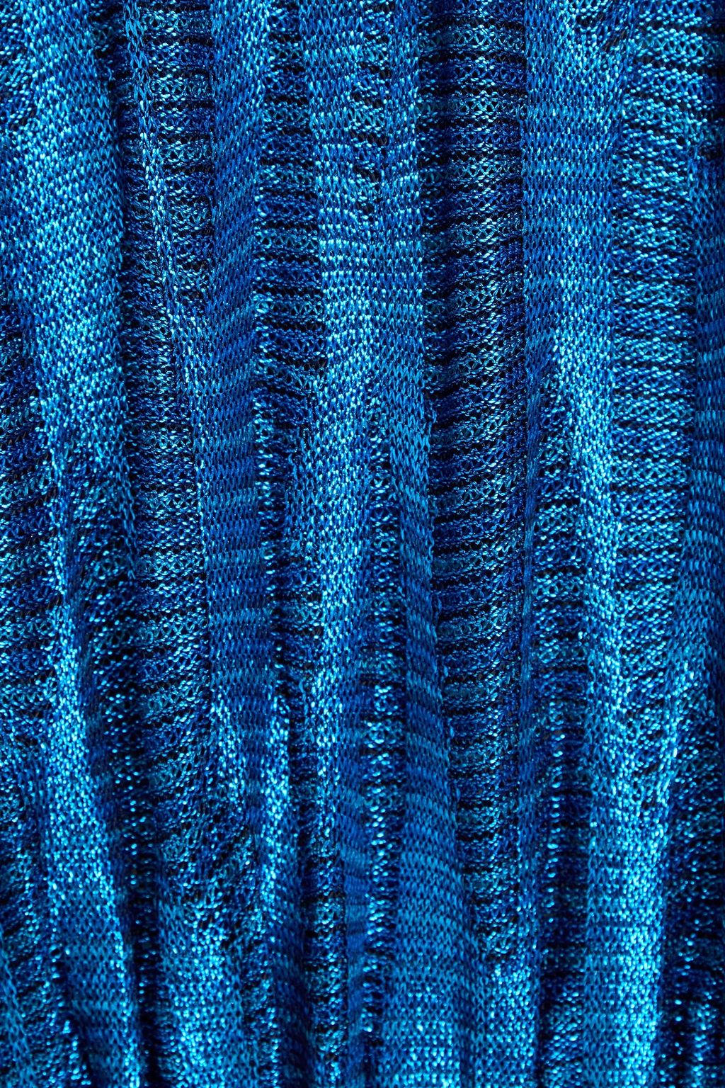 MISSONI جمبسوت بحبكة كروشيه ولون ميتاليك بتصميم درابيه