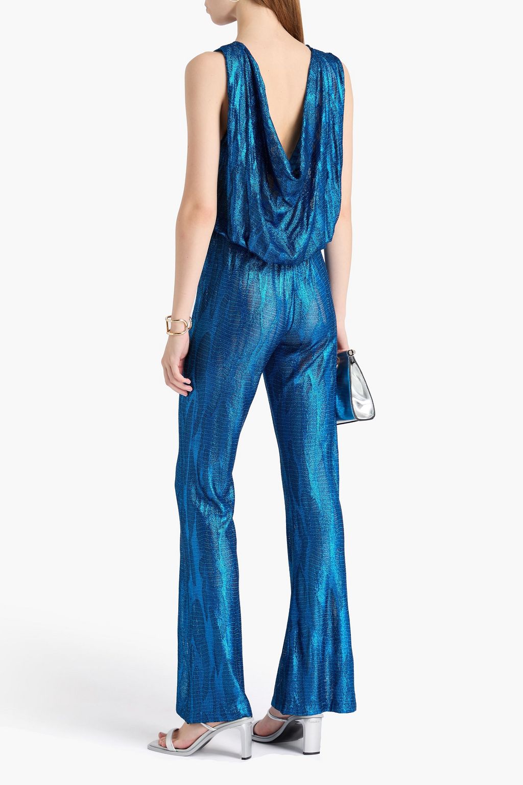 MISSONI جمبسوت بحبكة كروشيه ولون ميتاليك بتصميم درابيه