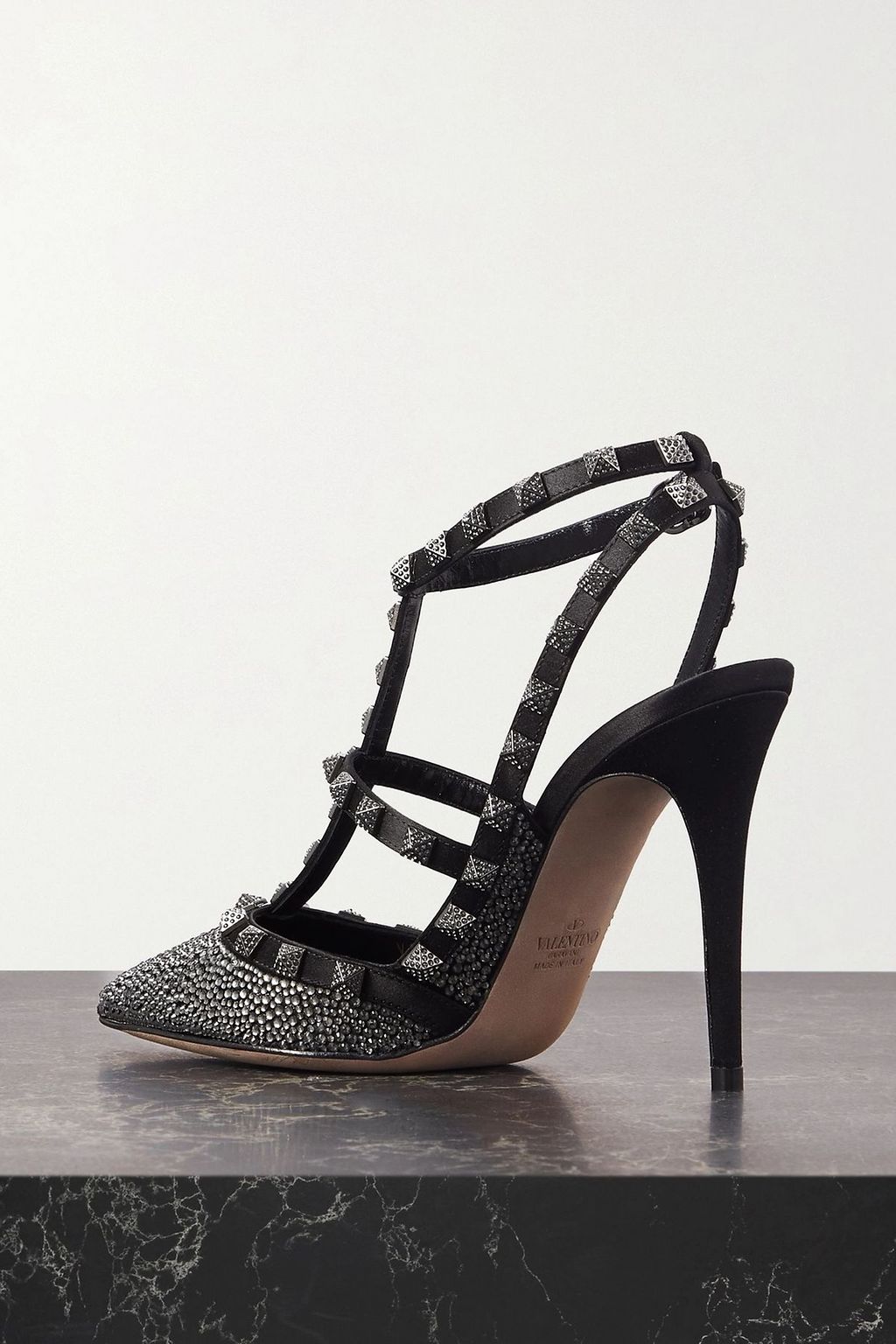 VALENTINO GARAVANI Rockstud 100 crystal-embellished leather pumps