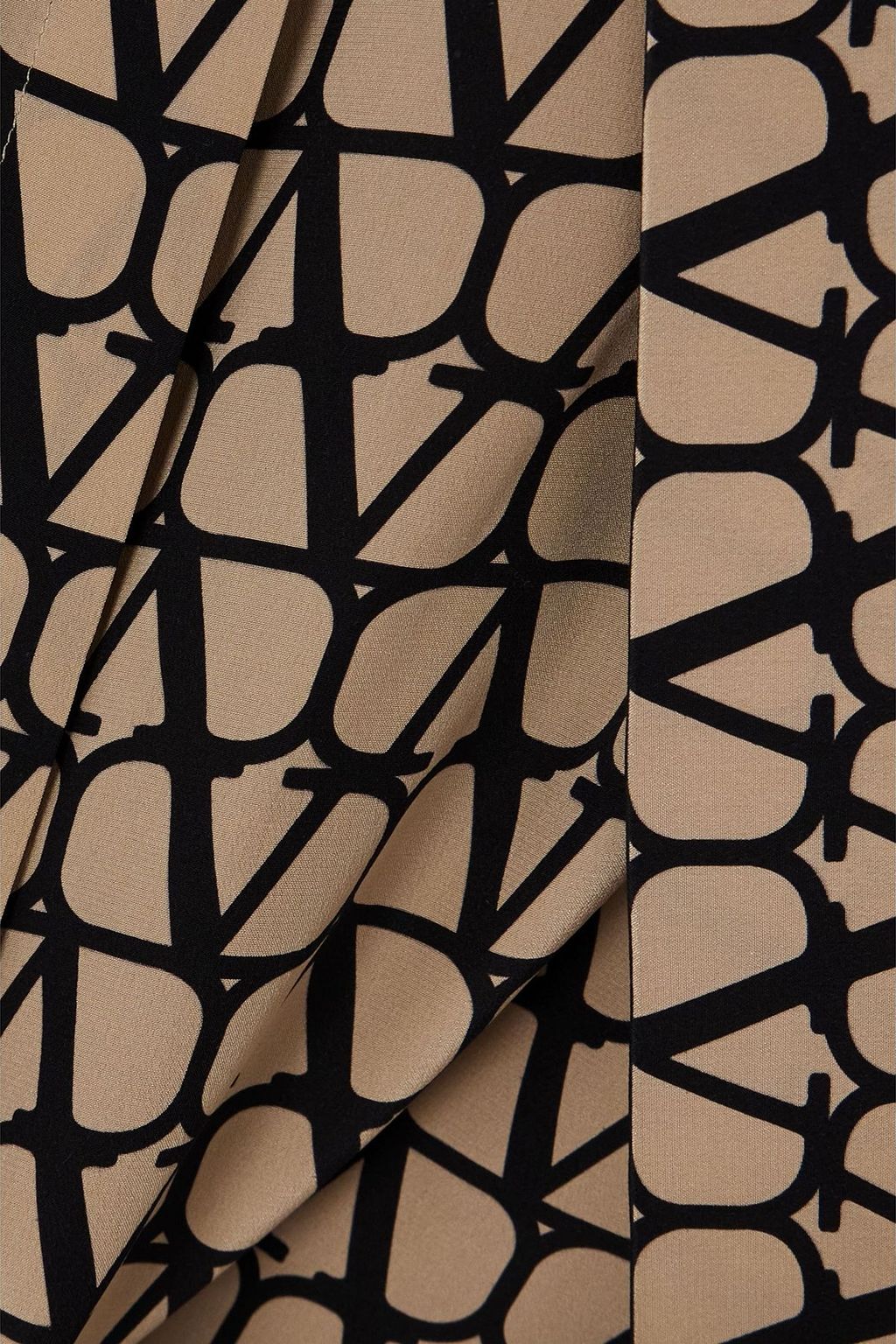 VALENTINO GARAVANI Pussy-bow printed silk shirt