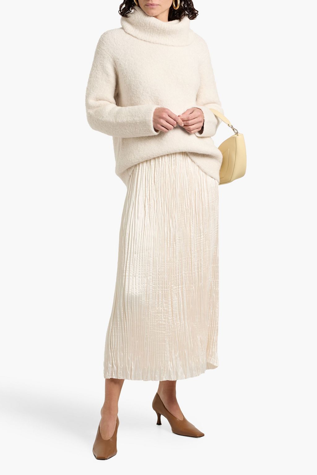 VINCE. Bouclé-knit turtleneck sweater