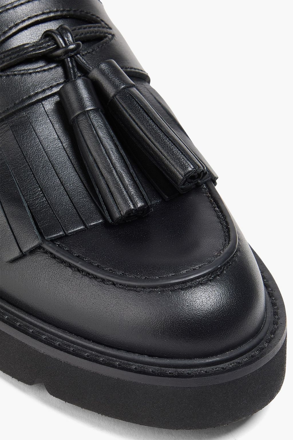 STUART WEITZMAN 밀라 태슬 장식 가죽 로퍼