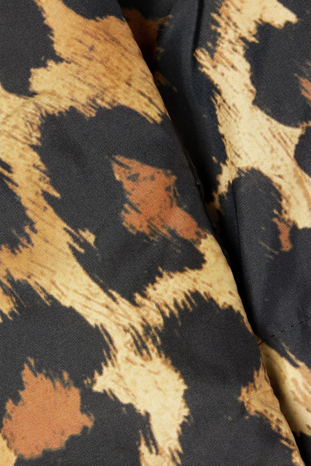 SACAI Verkürzte Steppjacke aus wattiertem Shell mit Leopardenprint