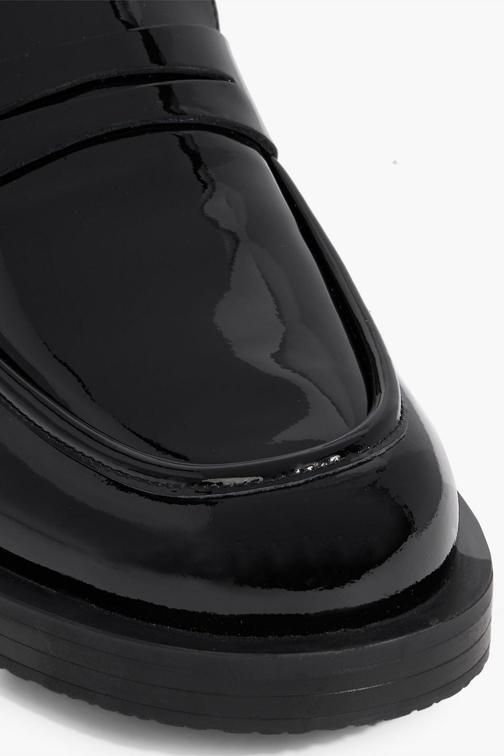 STUART WEITZMAN Palmer パテントレザー ローファー