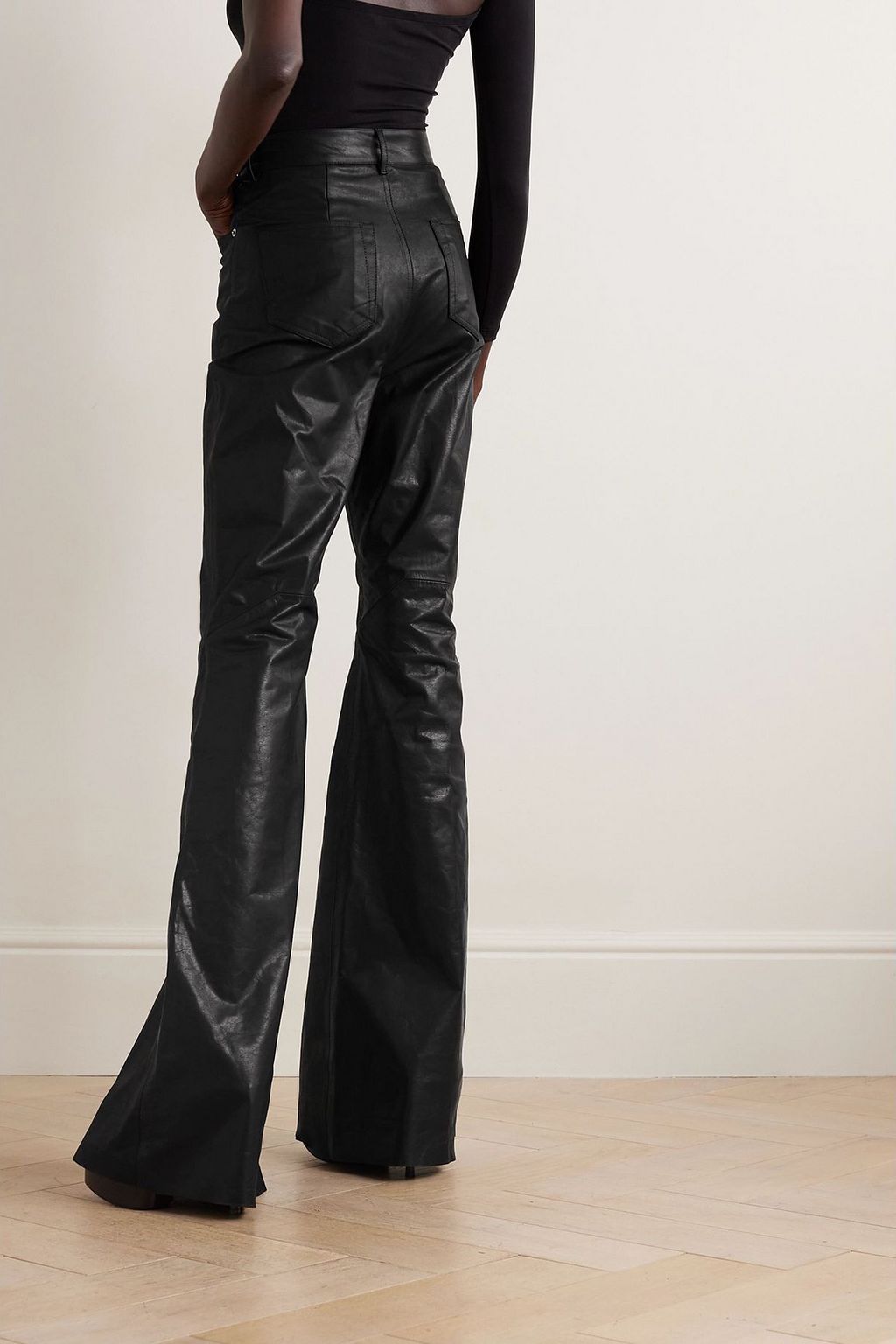 RICK OWENS بنطال Bolan من الجلد بحواف واسعة