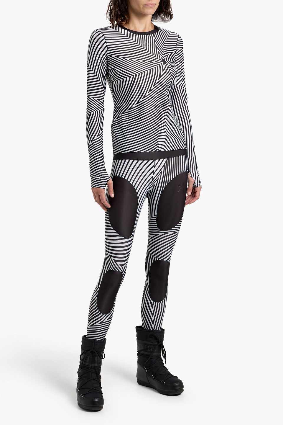 Perfect Moment Printed Stretch Base Layer In Blue