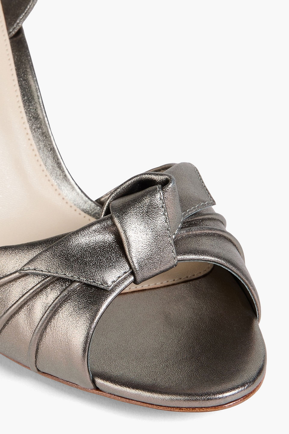 Alexandre Birman New Clarita Bow-detailed Metallic Leather Sandals In Gray